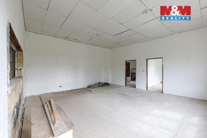 Prodej výrobních prostor, Černošín, 1100 m2