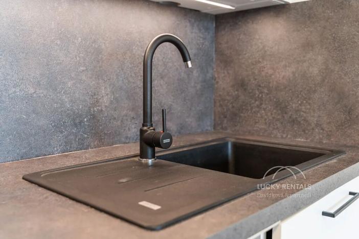 Pronájem bytu 2+kk, Praha - Chodov, Líbalova, 58 m2