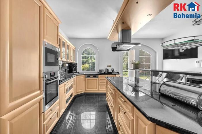 Prodej vily, Turnov, Křišťálová, 696 m2