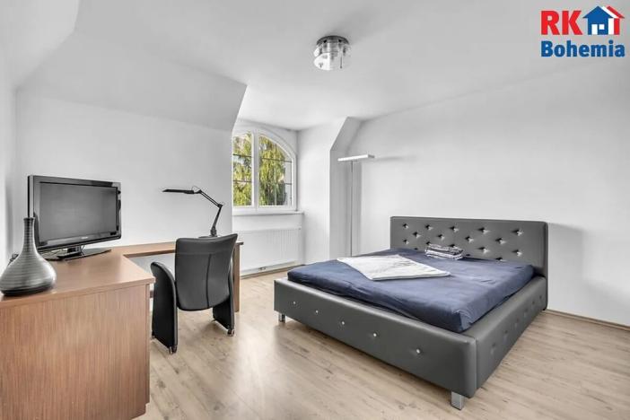 Prodej vily, Turnov, Křišťálová, 696 m2