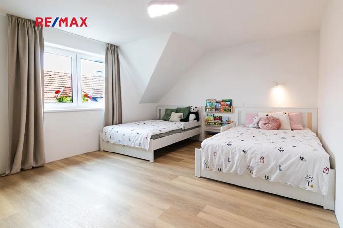 Prodej rodinného domu, Praha - Ďáblice, Na terase, 191 m2