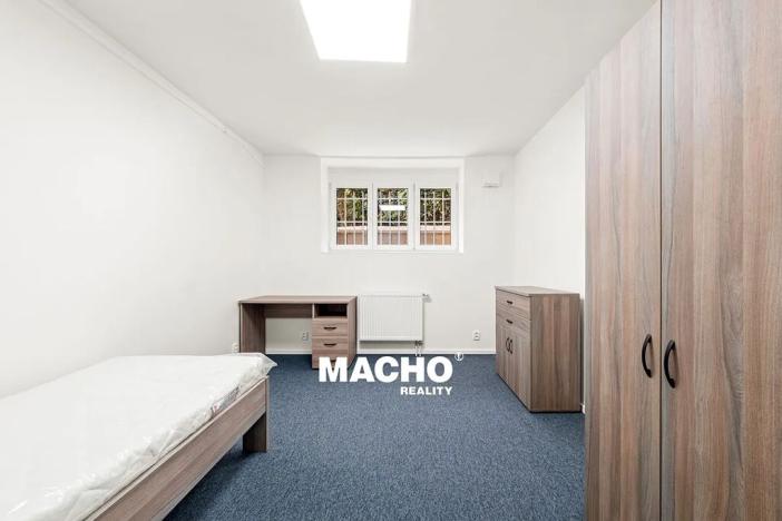 Pronájem bytu 2+1, Praha - Michle, Na dědinách, 50 m2