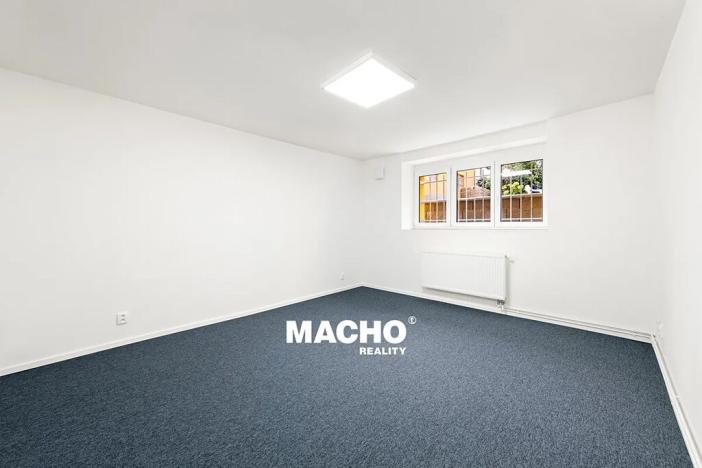 Pronájem bytu 2+1, Praha - Michle, Na dědinách, 50 m2