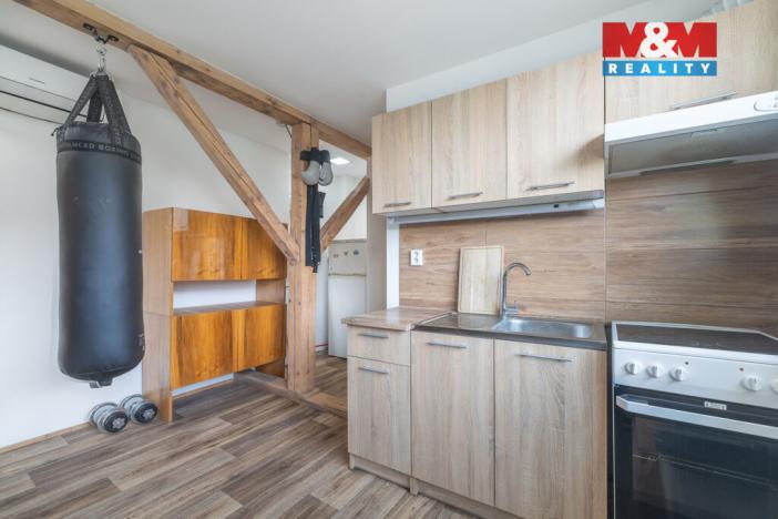 Prodej činžovního domu, Otrokovice - Kvítkovice, tř. Osvobození, 422 m2