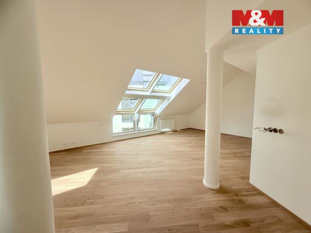 Prodej bytu 2+kk, Praha - Libeň, Střížkovská, 96 m2