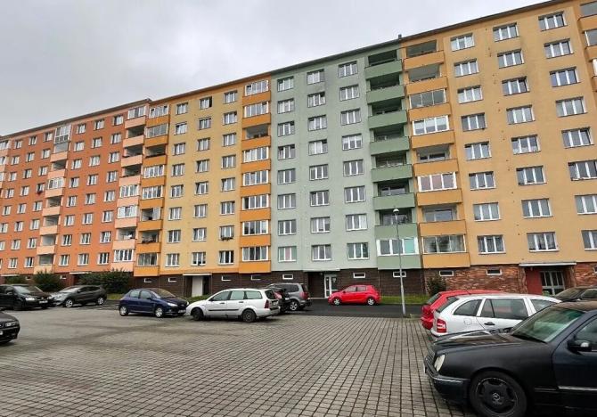 Pronájem bytu 1+kk, Ostrov, Kollárova, 20 m2