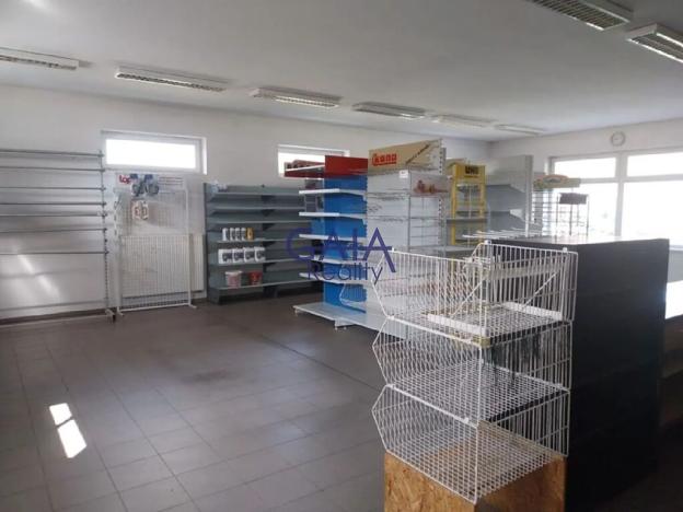 Pronájem obchodního prostoru, Louka, 597 m2
