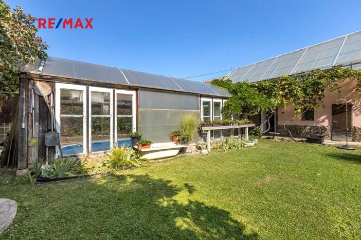 Prodej rodinného domu, Obora, 900 m2