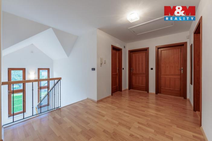 Prodej rodinného domu, Kolová - Háje, 330 m2