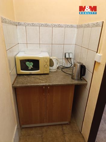 Pronájem obchodního prostoru, Karviná - Hranice, Rudé armády, 43 m2