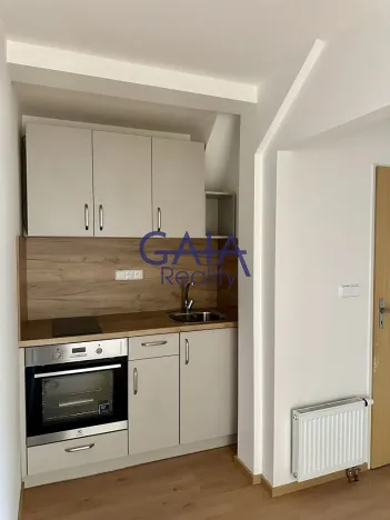 Pronájem bytu 2+1, Kyjov, třída Komenského, 58 m2
