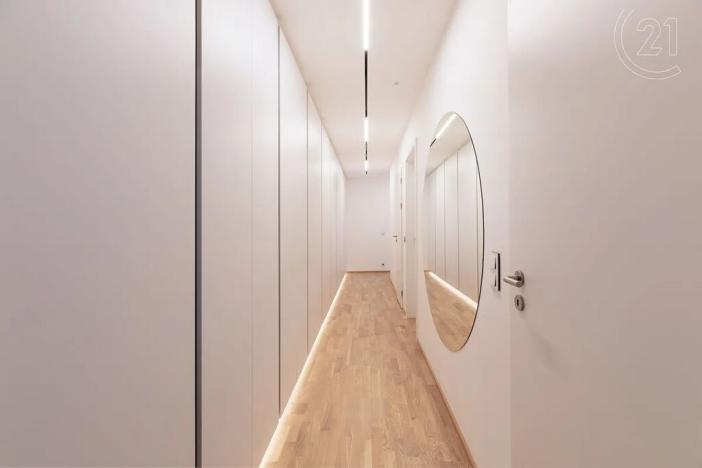 Prodej bytu 5+kk, Praha - Hlubočepy, Benešova, 140 m2