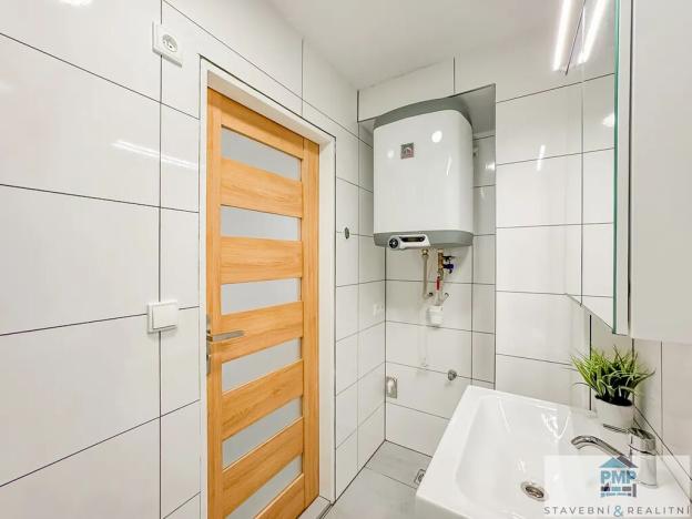 Pronájem bytu 2+1, Boskovice, Velenova, 49 m2