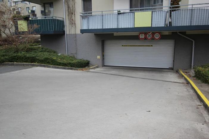 Prodej garáže, Praha - Hostivař, Rižská, 12 m2