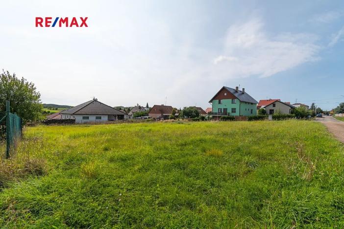 Prodej pozemku pro bydlení, Mlečice, 983 m2