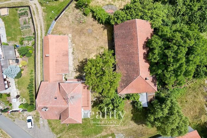 Prodej rodinného domu, Březník, 261 m2