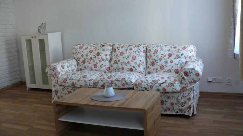 Pronájem bytu 2+kk, Karlovy Vary, Petřín, 60 m2