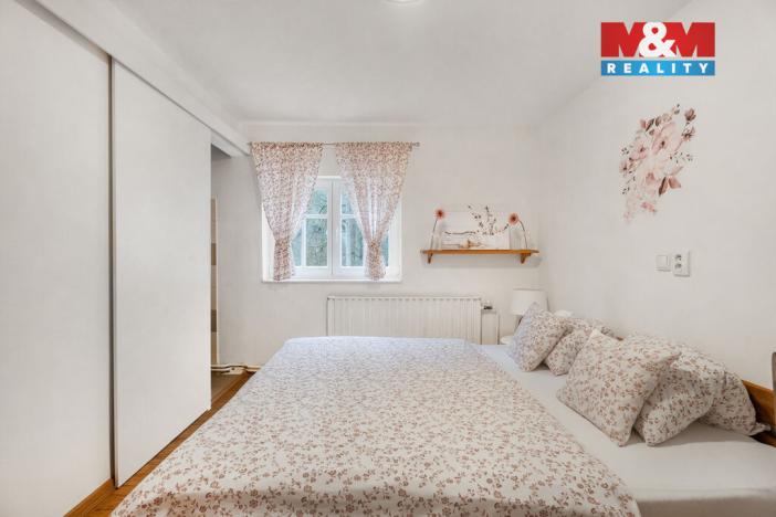 Prodej restaurace, Hřensko, 300 m2