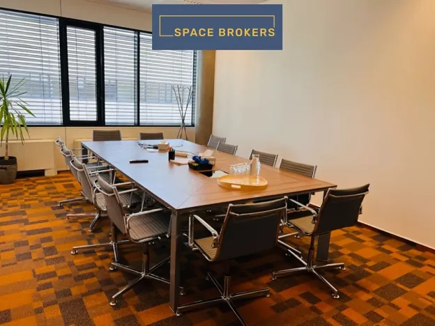 Pronájem kanceláře, Praha, Prosecká, 839 m2