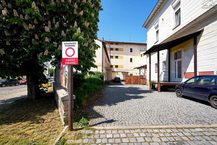 Prodej obchodního prostoru, Turnov, Nádražní, 2027 m2