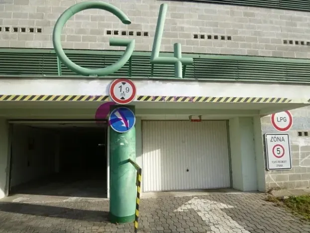 Pronájem garáže, Olomouc, Okružní, 14 m2