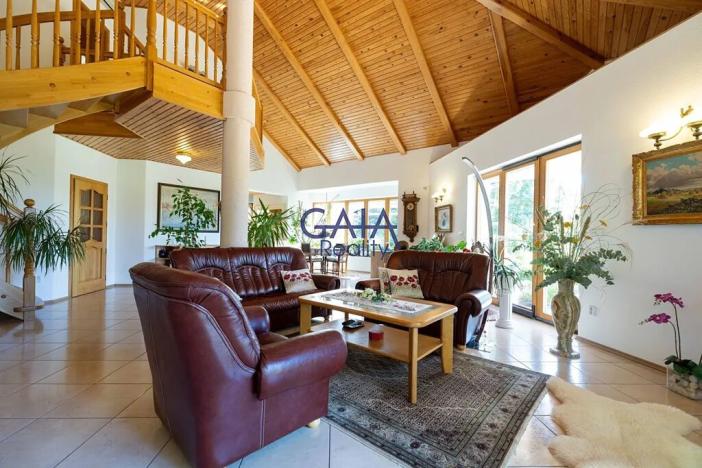 Prodej rodinného domu, Strážovice, 354 m2