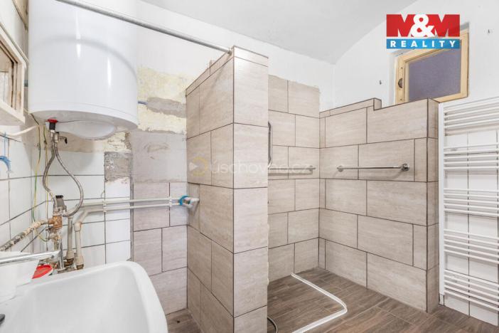 Prodej rodinného domu, Spomyšl, 350 m2