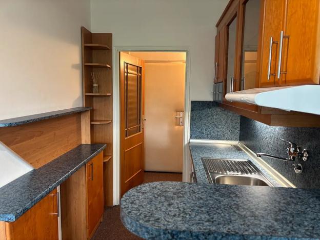 Pronájem bytu 1+kk, Zlín, Kúty, 30 m2