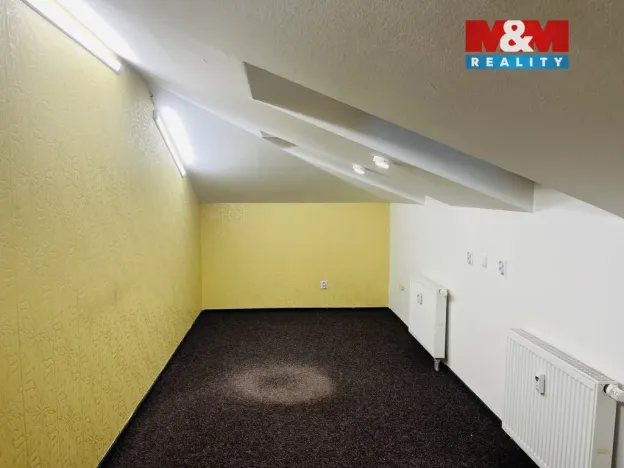 Pronájem kanceláře, Český Těšín, Dvořákova, 16 m2