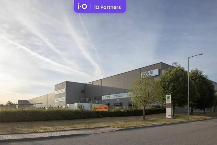 Pronájem skladu, Pohořelice, Průmyslová, 7346 m2