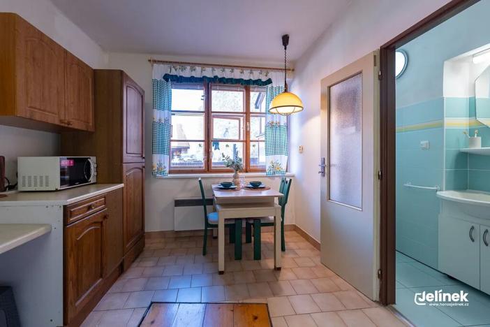 Prodej rodinného domu, Jimramov, náměstí Jana Karafiáta, 105 m2