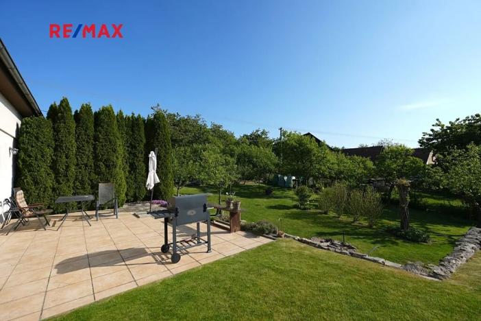 Prodej kanceláře, Lomnice, 298 m2