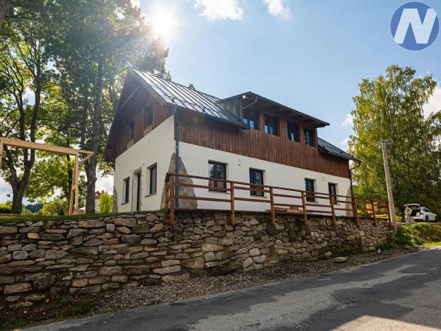 Prodej rodinného domu, Horní Planá, 196 m2