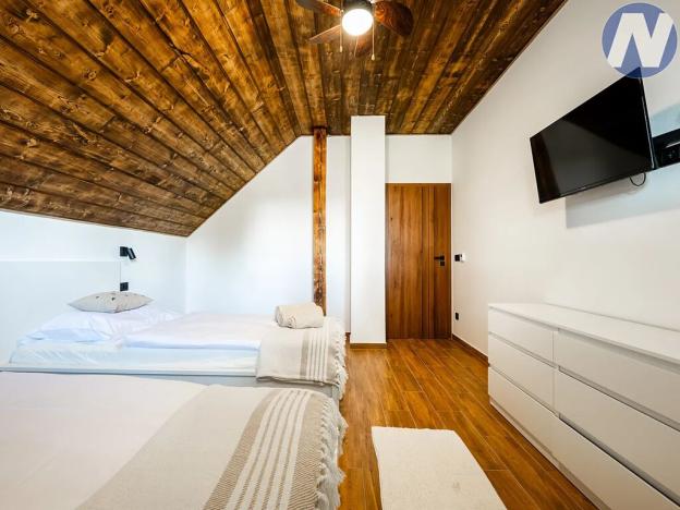 Prodej rodinného domu, Horní Planá, 196 m2