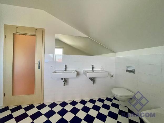 Prodej rodinného domu, Obora, 195 m2