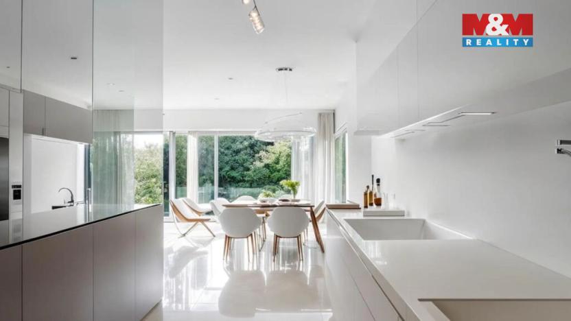 Prodej rodinného domu, Sezemice, 121 m2