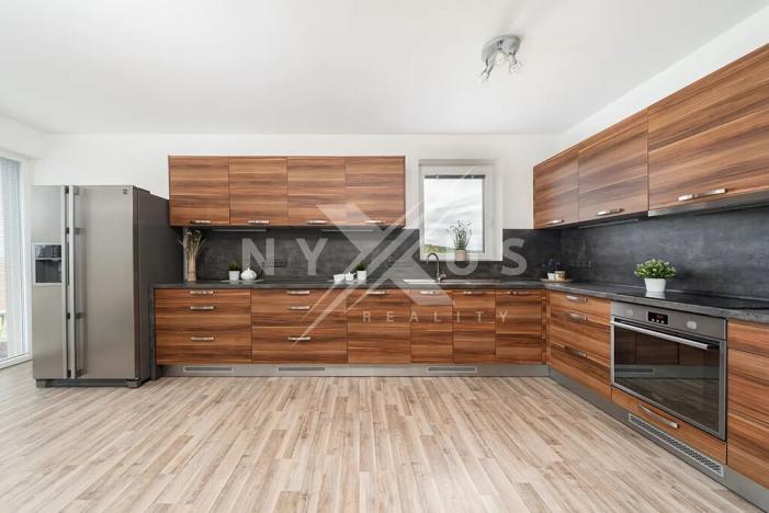 Prodej rodinného domu, Hradištko, Budákov, 160 m2