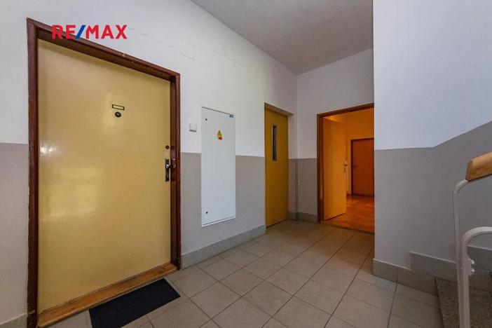 Pronájem bytu 2+1, Praha - Střešovice, Na Petynce, 63 m2