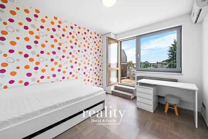 Prodej bytu 4+kk, Znojmo, Aninská, 100 m2