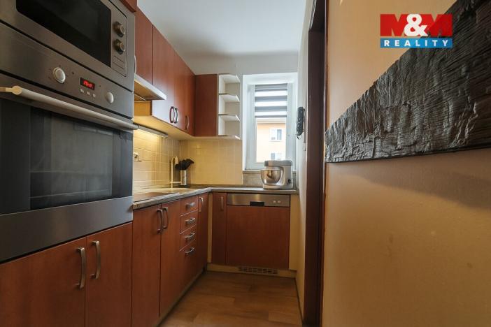 Prodej bytu 3+1, Týnec nad Sázavou, Jílovská, 59 m2