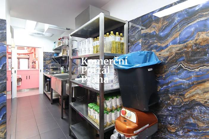 Pronájem restaurace, Praha - Malá Strana, Karmelitská, 259 m2