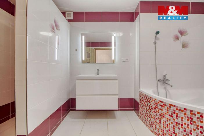 Prodej rodinného domu, Lnáře, 205 m2