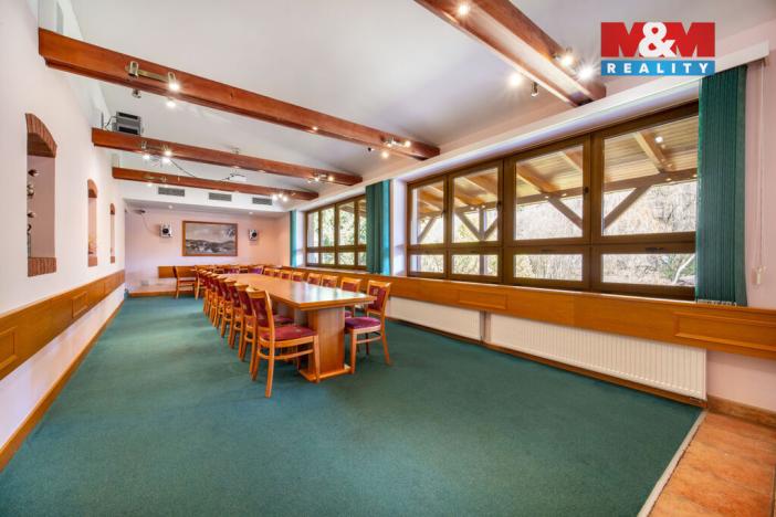 Prodej restaurace, Hnátnice, 330 m2