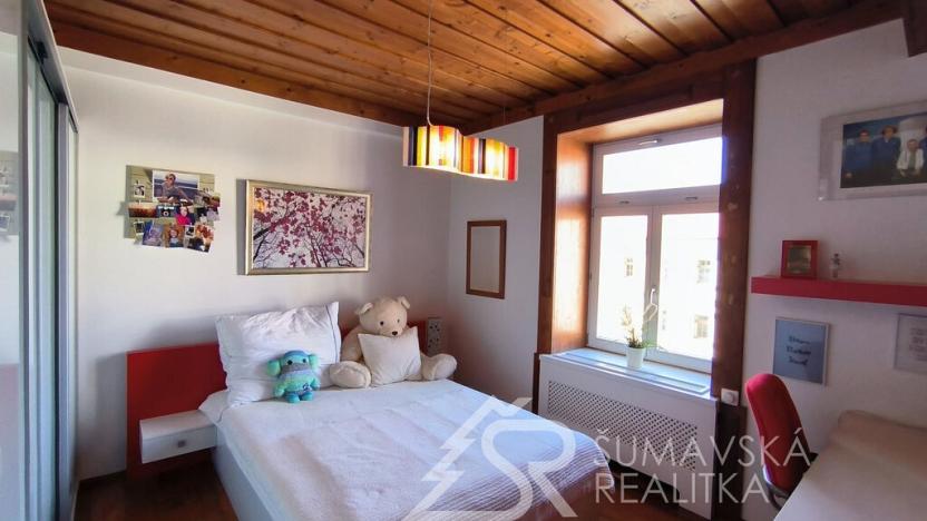 Prodej bytu 4+1, Kašperské Hory, Náměstí, 120 m2