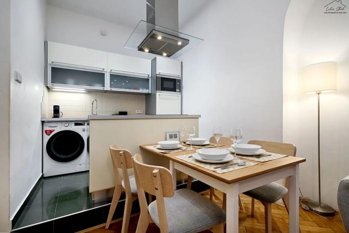 Prodej bytu 2+kk, Praha - Staré Město, Karlova, 55 m2