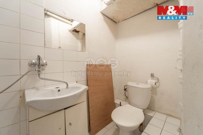 Pronájem atypického bytu, Beroun - Beroun-Město, Košťálkova, 38 m2