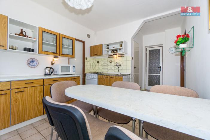 Prodej rodinného domu, Býšť, 226 m2