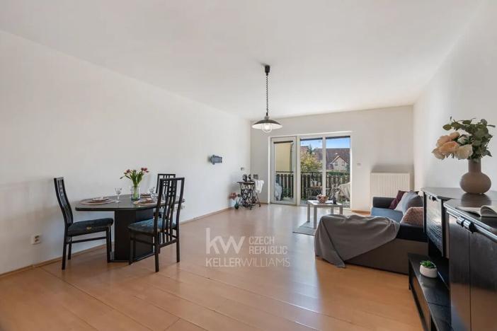 Prodej bytu 2+kk, Jesenice, Za Rybníkem, 56 m2