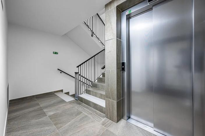 Pronájem bytu 2+kk, Praha - Libeň, Vojenova, 61 m2