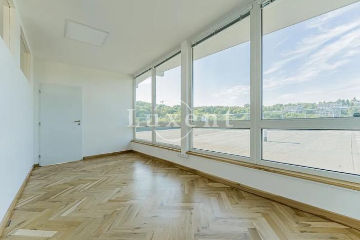 Pronájem kanceláře, Praha - Košíře, Jinonická, 257 m2